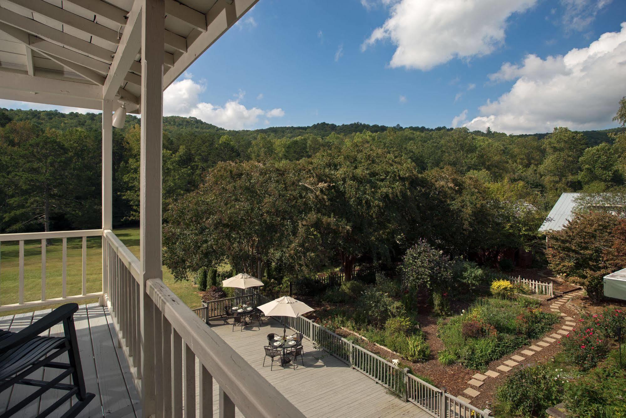 Glen-Ella Springs Hotel & Restaurant Clarkesville Exterior foto